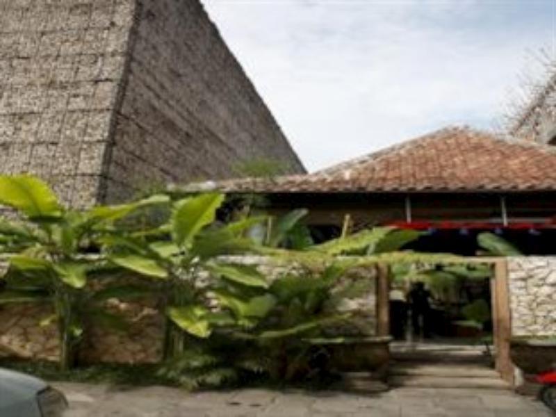 Flores Gallery Hotel Bandung Dış mekan fotoğraf